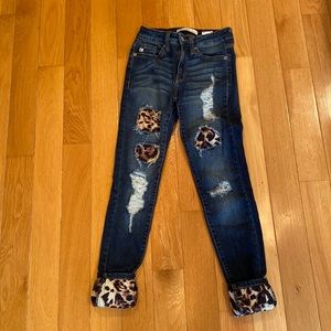 KanCan leopard skinny mid/high rise jeans size 24